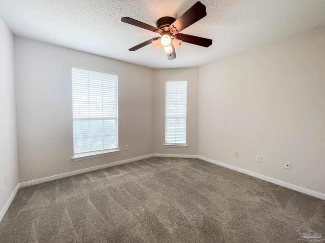 2533 Jibe Dr, Pensacola, FL 32507