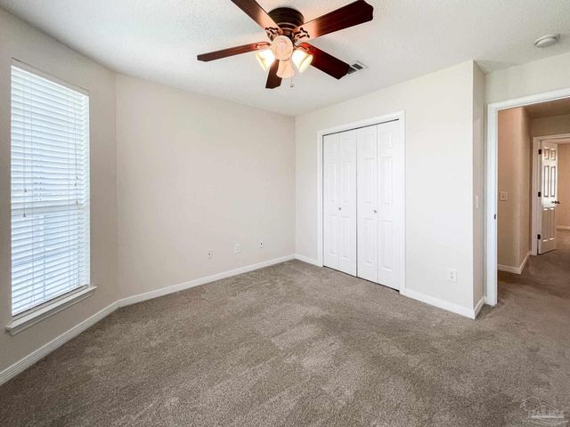 2533 Jibe Dr, Pensacola, FL 32507