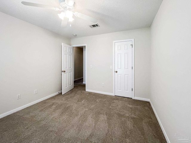 2533 Jibe Dr, Pensacola, FL 32507