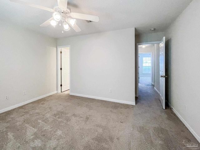 2533 Jibe Dr, Pensacola, FL 32507