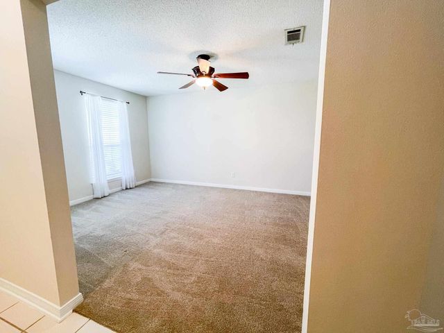 2533 Jibe Dr, Pensacola, FL 32507