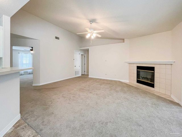 2533 Jibe Dr, Pensacola, FL 32507