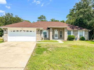 2533 Jibe Dr, Pensacola, FL 32507