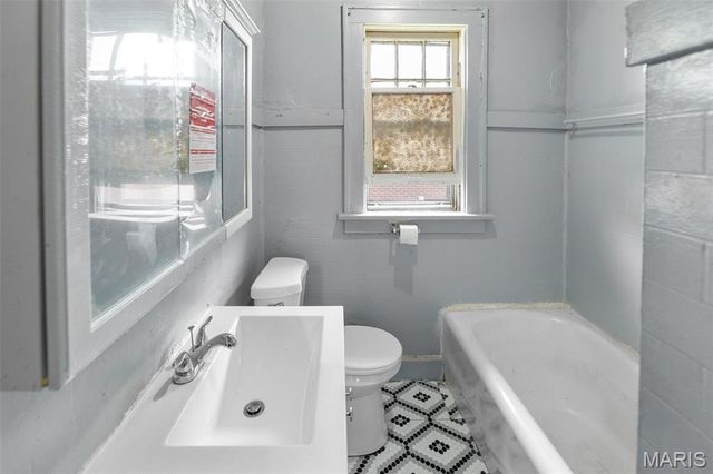 636 Post Place, East St Louis, IL 62205