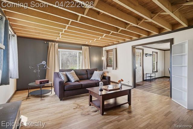 3272 Barnes Road, Millington, MI 48746