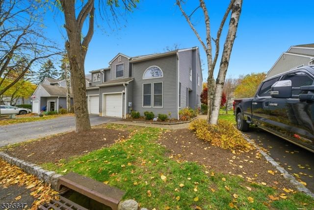 12 Meadow Pond Rd, Hardyston Twp., NJ 07419