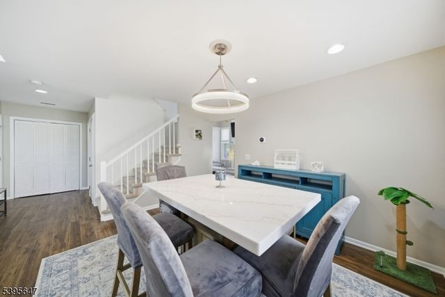 12 Meadow Pond Rd, Hardyston Twp., NJ 07419