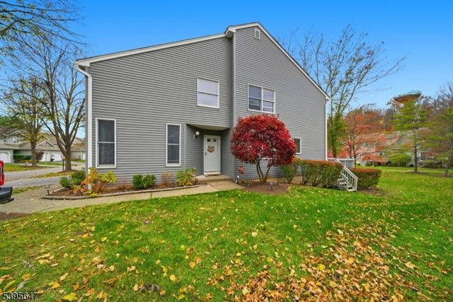 12 Meadow Pond Rd, Hardyston Twp., NJ 07419