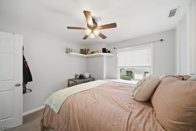 12 Meadow Pond Rd, Hardyston Twp., NJ 07419