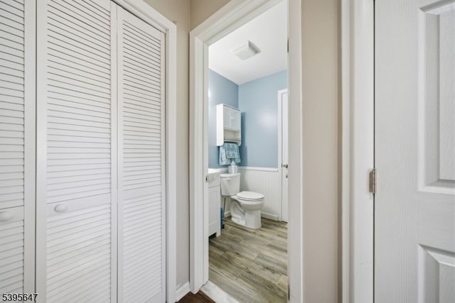 12 Meadow Pond Rd, Hardyston Twp., NJ 07419