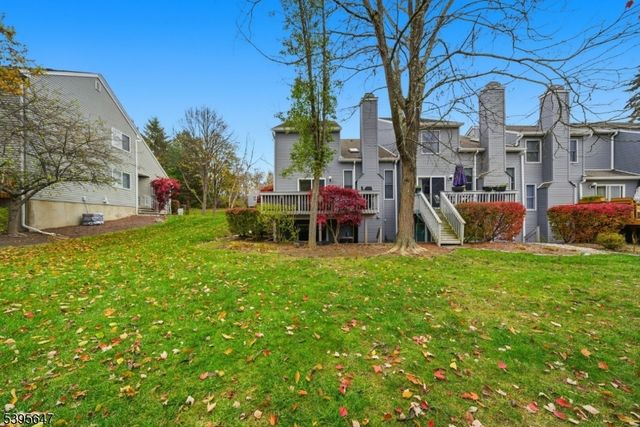 12 Meadow Pond Rd, Hardyston Twp., NJ 07419