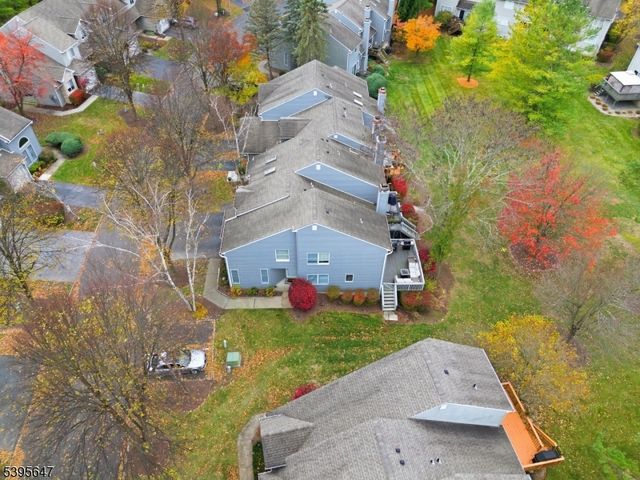 12 Meadow Pond Rd, Hardyston Twp., NJ 07419