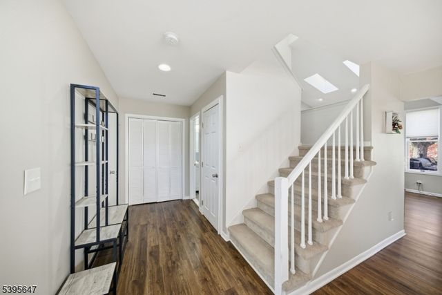 12 Meadow Pond Rd, Hardyston Twp., NJ 07419