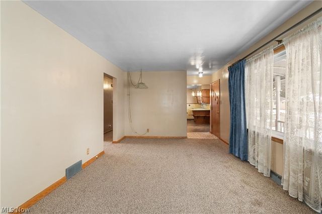 490 Stephens Road, Akron, OH 44312