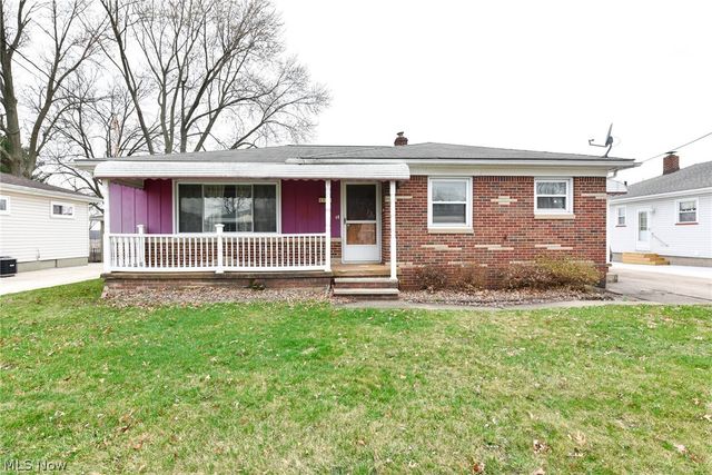 490 Stephens Road, Akron, OH 44312