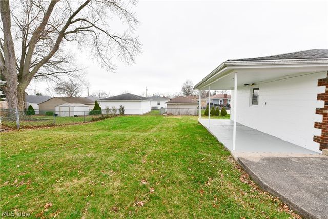 490 Stephens Road, Akron, OH 44312