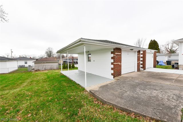 490 Stephens Road, Akron, OH 44312