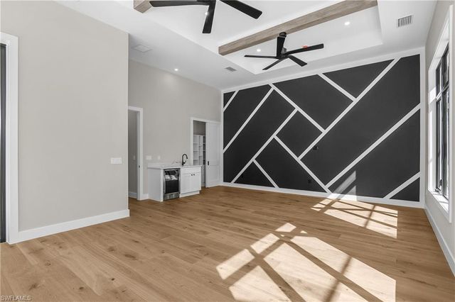 5000 Palmetto Woods DR, Naples, FL 34119