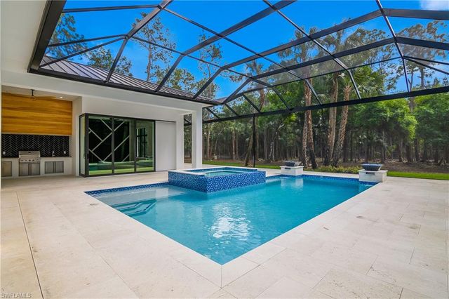 5000 Palmetto Woods DR, Naples, FL 34119