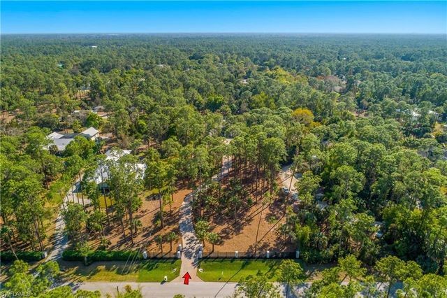 5000 Palmetto Woods DR, Naples, FL 34119