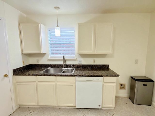 9323 Eaglewood Spring Drive, Houston, TX 77083