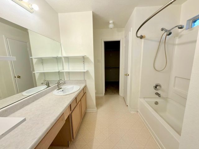 9323 Eaglewood Spring Drive, Houston, TX 77083