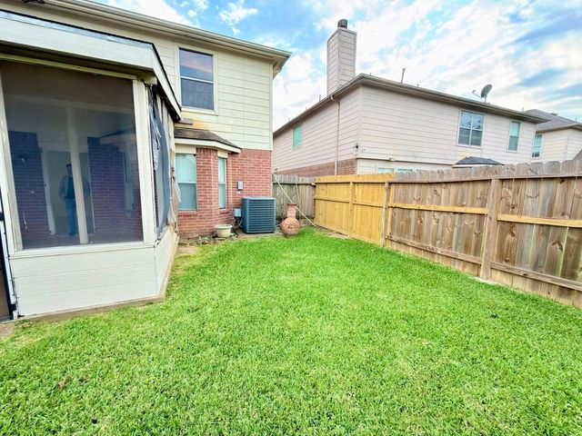 9323 Eaglewood Spring Drive, Houston, TX 77083