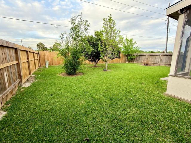 9323 Eaglewood Spring Drive, Houston, TX 77083