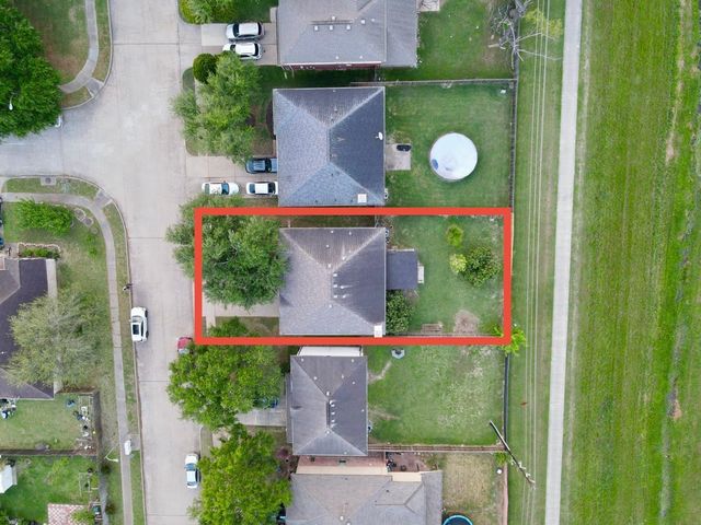 9323 Eaglewood Spring Drive, Houston, TX 77083