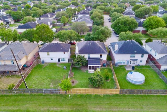 9323 Eaglewood Spring Drive, Houston, TX 77083