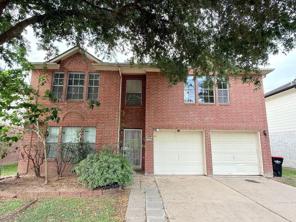 9323 Eaglewood Spring Drive, Houston, TX 77083