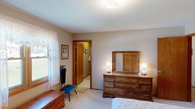 1321 Jamesway, Fort Atkinson, WI 53538