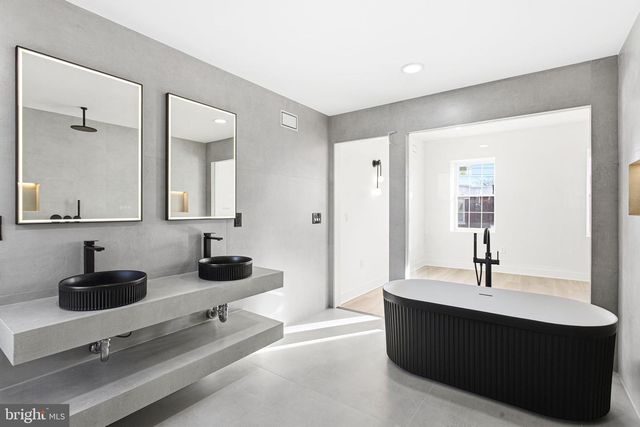 1419 WHARTON ST, Philadelphia, PA 19146