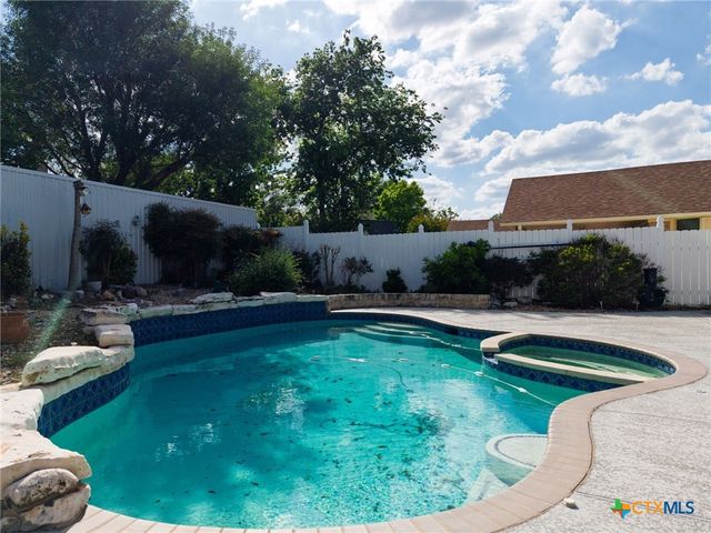 3204 Pebble Drive, Killeen, TX 76542