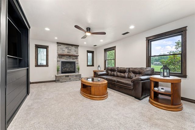 60625 Valley View Boulevard, Mattawan, MI 49071