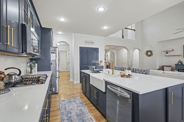514 Cherry Blossom Way, Lebanon, TN 37087