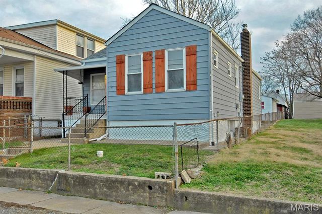 124 W Cartwright Avenue, Unincorporated, MO 63125