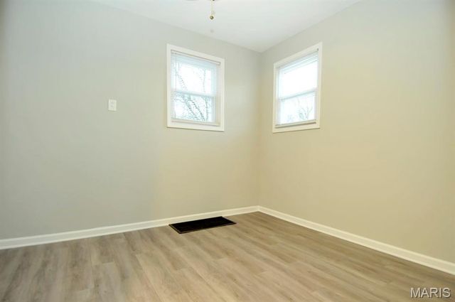 124 W Cartwright Avenue, Unincorporated, MO 63125