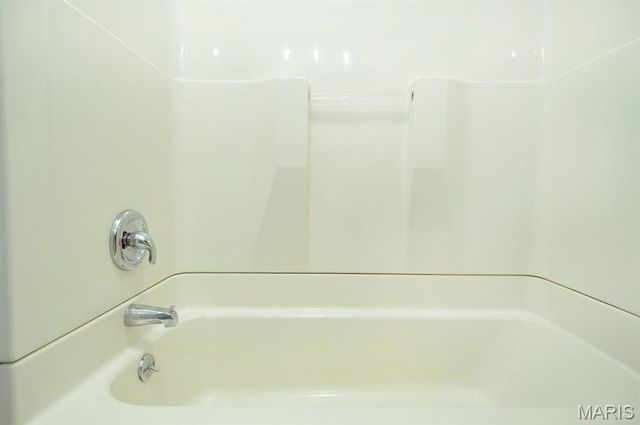 124 W Cartwright Avenue, Unincorporated, MO 63125