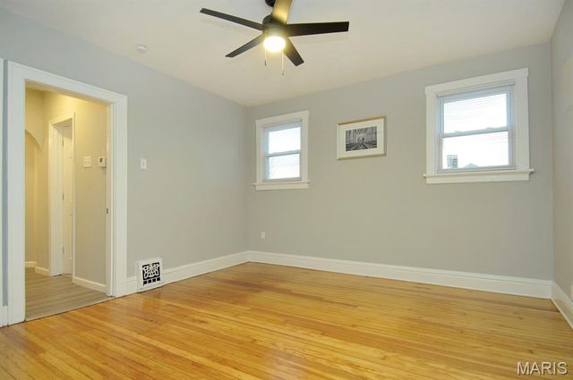 124 W Cartwright Avenue, Unincorporated, MO 63125