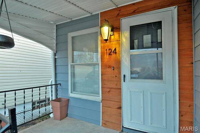 124 W Cartwright Avenue, Unincorporated, MO 63125