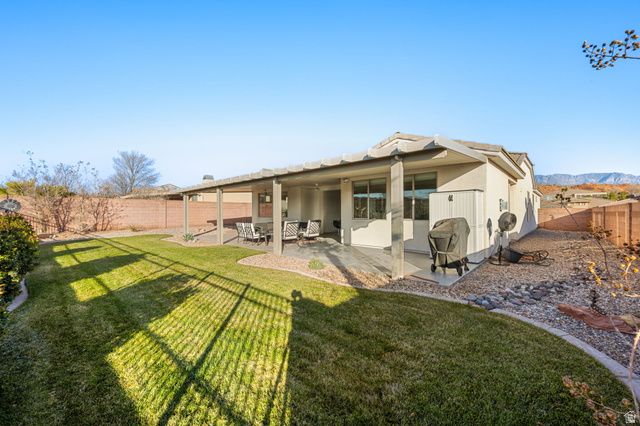 2948 E SLICK ROCK RD, Washington, UT 84780