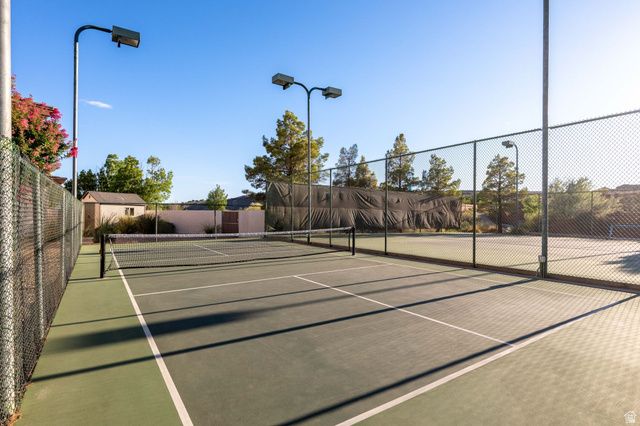 2948 E SLICK ROCK RD, Washington, UT 84780