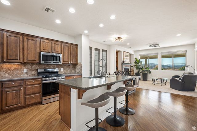 2948 E SLICK ROCK RD, Washington, UT 84780