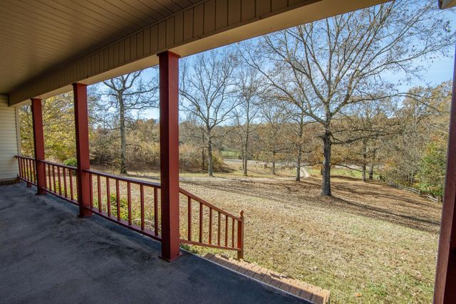 16040 69 HWY S, Savannah, TN 38372