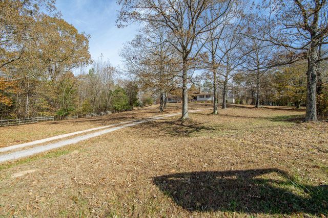 16040 69 HWY S, Savannah, TN 38372