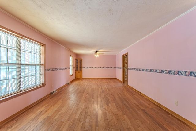 16040 69 HWY S, Savannah, TN 38372