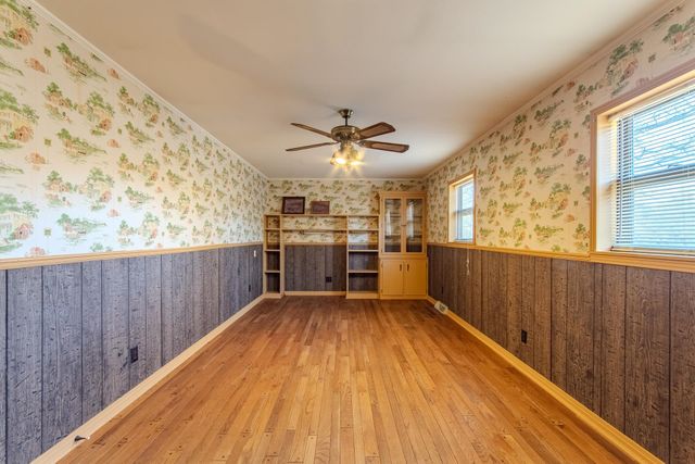 16040 69 HWY S, Savannah, TN 38372