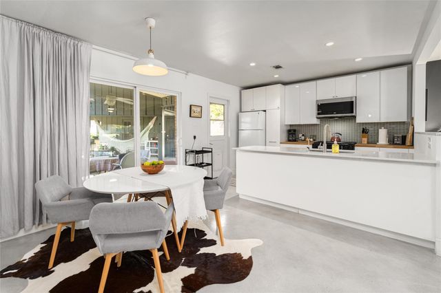 4620 Englewood DR, Austin, TX 78745