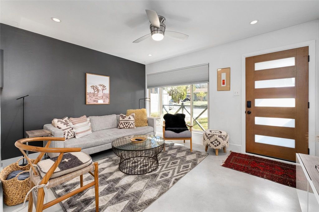 4620 Englewood DR, Austin, TX 78745